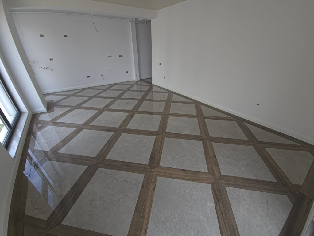 Tomis Plus bloc nou lift incalzire pardoseala