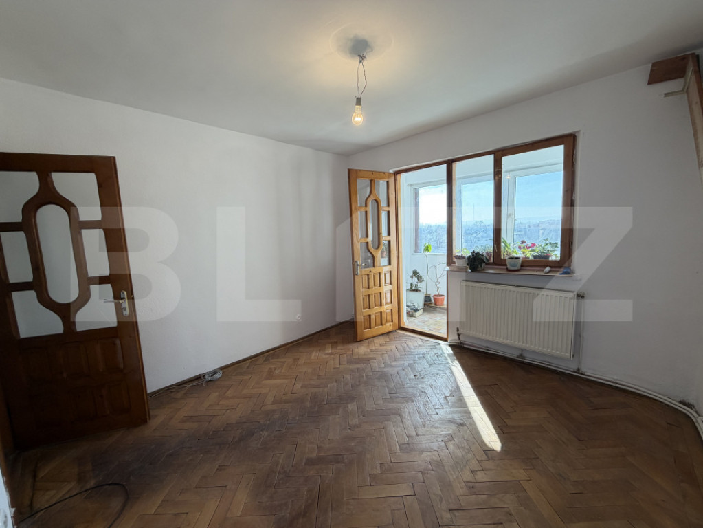 Apartament 2 camere, decomadat, zona Republicii