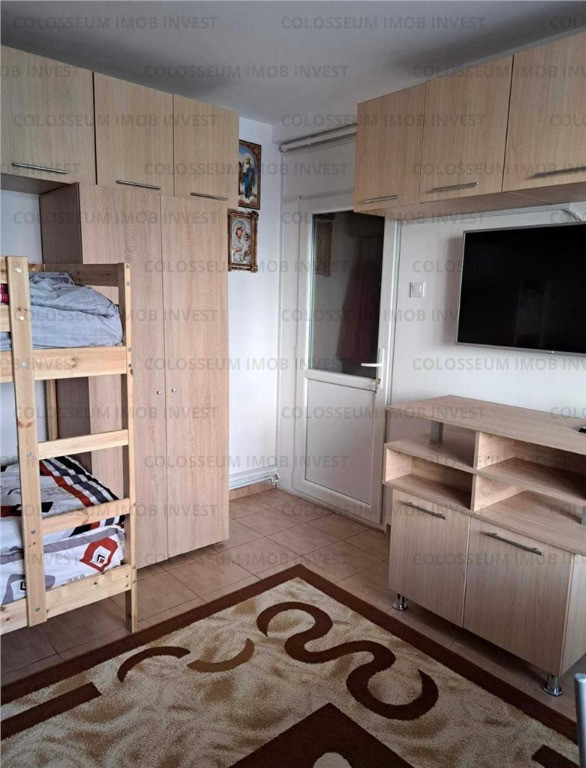 Garsoniera semidecomandata - zona Brasovul Vechi