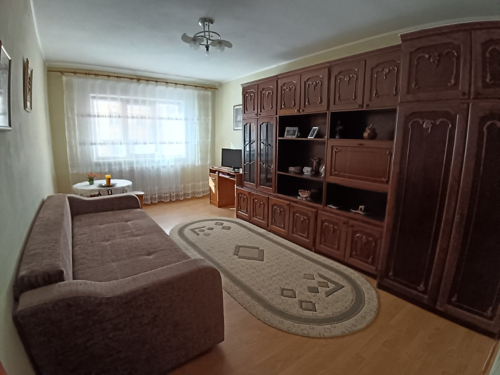 Apartament cu 2 Camere Decomandate in Burdujeni