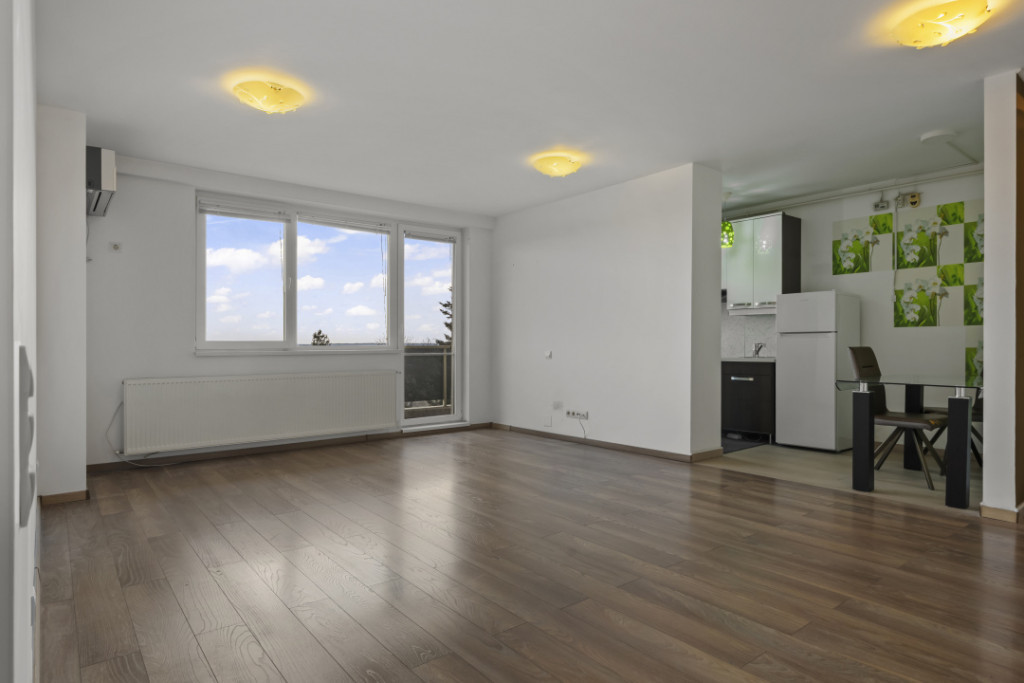 BUFTEA - PALATUL STIRBEI, APARTAMENT 2 CAMERE 65 MP, BOXA, P