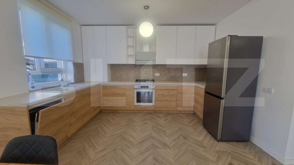 Duplex nou, 3 camere, bucatarie, 2 bai, teren 200 mp, Brasov