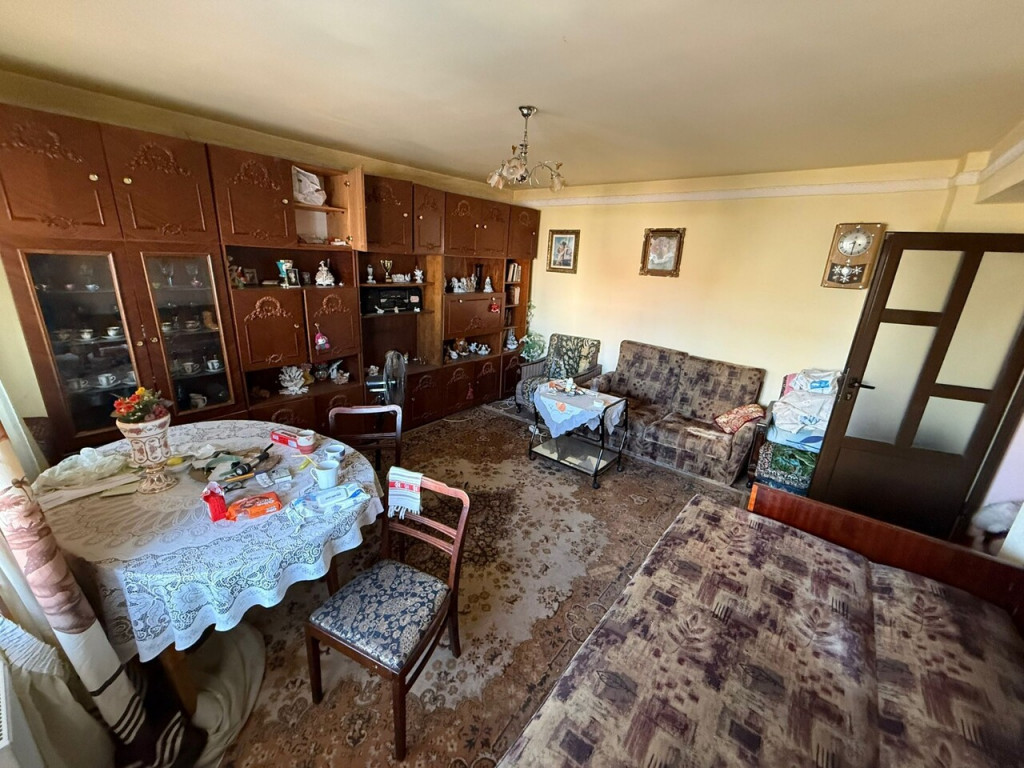 ULTRACENTRAL-2c, 1A, 56mp utili,3/4, din1988 - 72500 euro