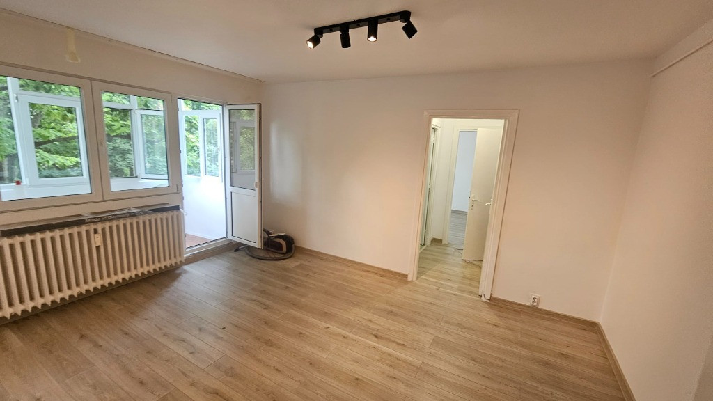 Apartament NEMOBILAT, 2 camere , in Tatarasi,