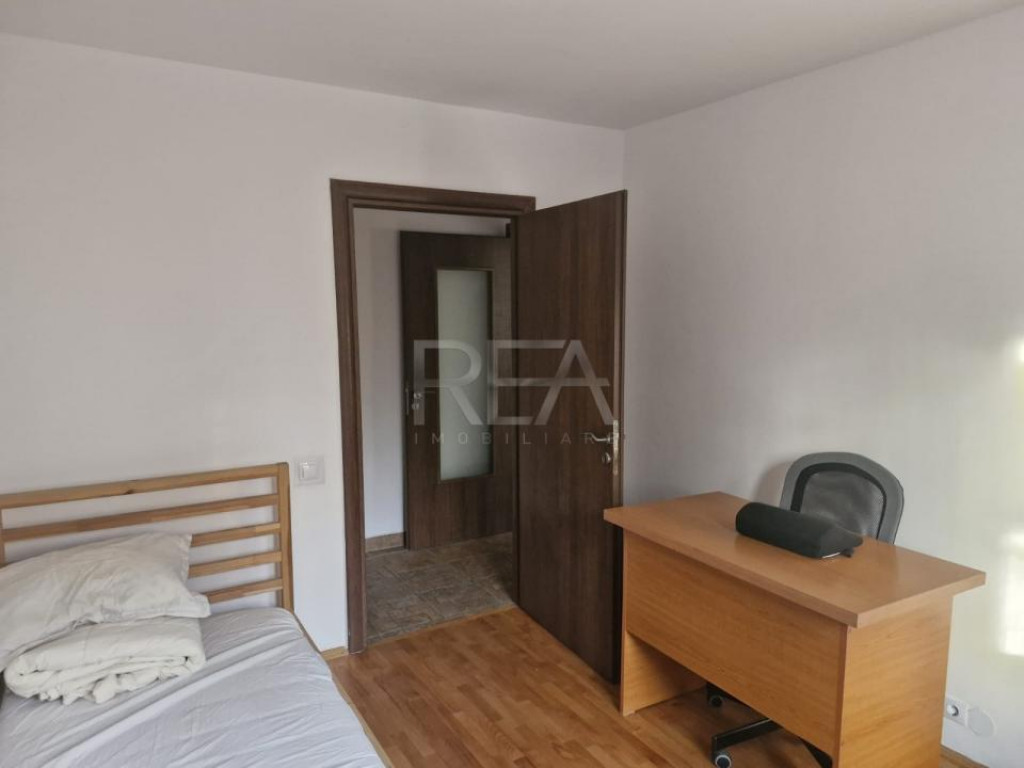 3 camere Titan, centrală, inst. schimb., an 1969, metrou, 6