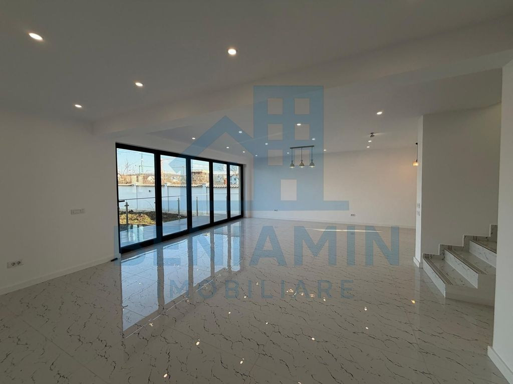 Casa P+1+M-Zona spitalul regional-Pompa de caldura-Qfort-...