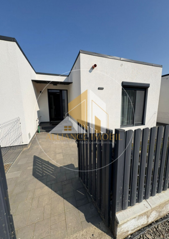 Casă–apartament modernă | 62 mp | Curte proprie | Prima