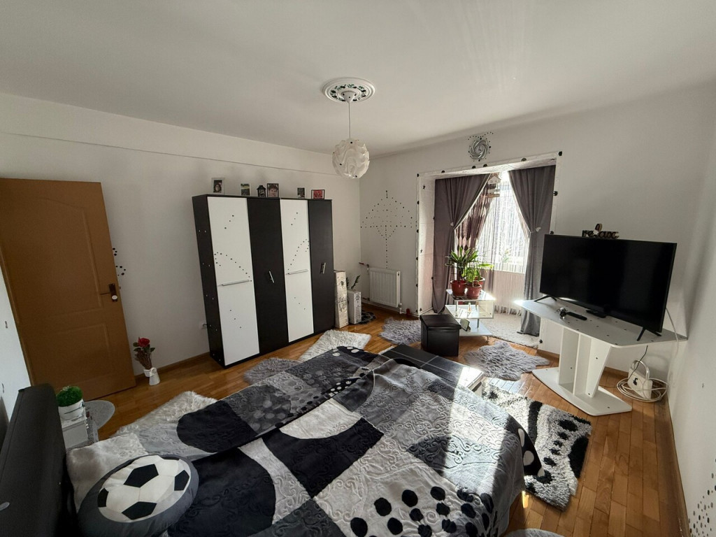 SUD-Bulevard - 2cam, cf1,dec, et.2 , G,F,T - 54000 euro