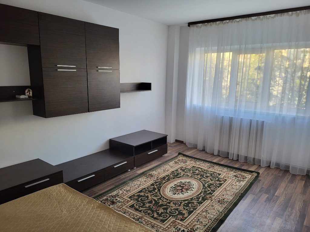 Ap. 2 cam. dec., CT, mobilat/utilat,Bd.Chimiei-IULIUS MALL