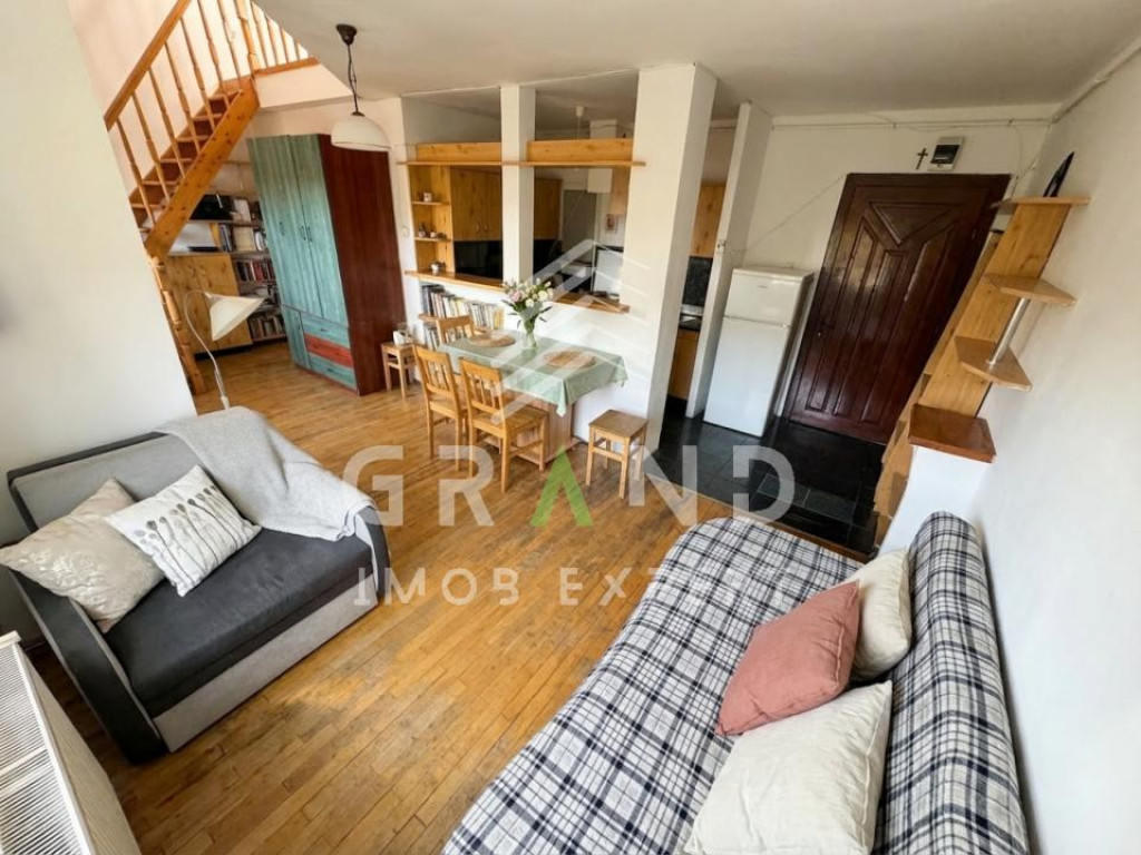 Apartament pe două nivele | 45 mp | Balcon | Mansardă | Gh