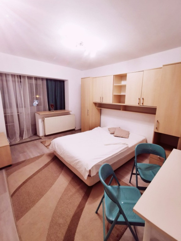 Garsoniera Pipa Sapca, et 3, mobilata, 1200 RON