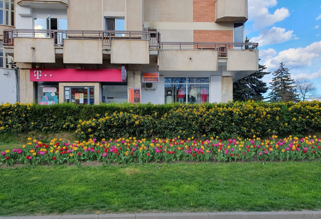 De închiriat spațiu comercial ultracentral mun Câmpina