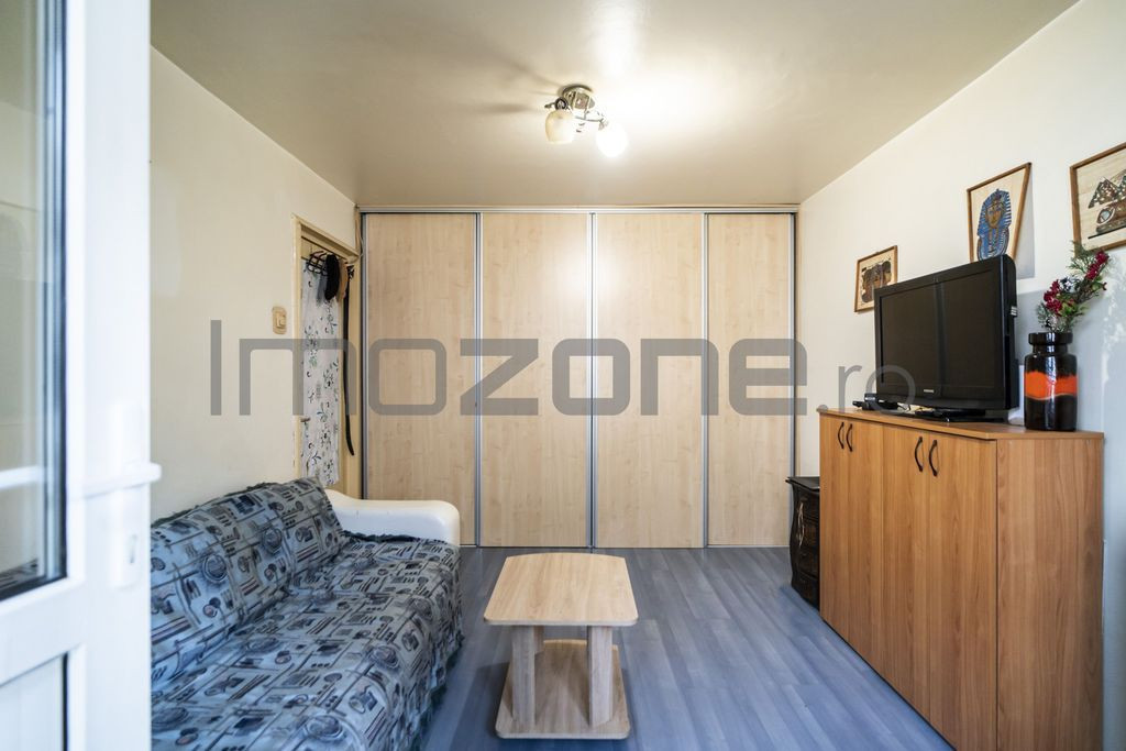 Apartament cu 2 camere, 5 min. metrou Lujerului, decomand...