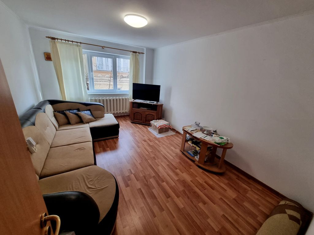 Ultracentral liceul Pedagogic- apartament 4 camere decoma...