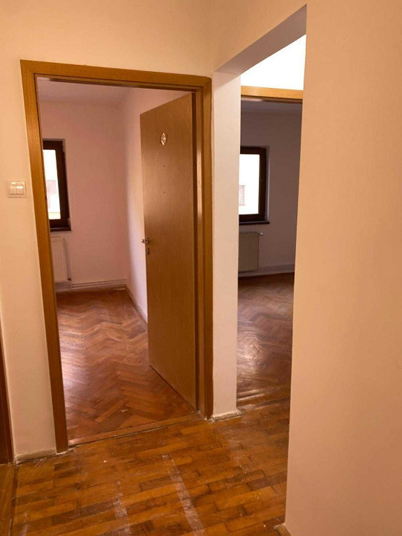 Apartament de 3 camere zona ASTRA