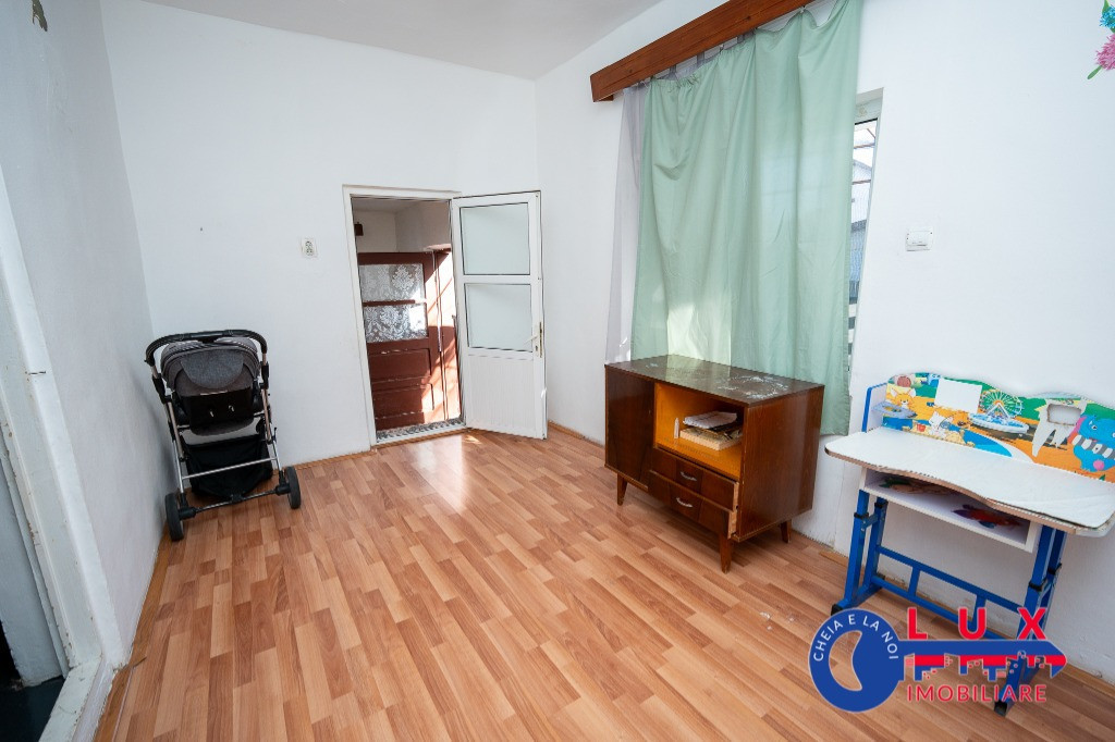 ID 6749 Casa la sol *Str. Libertatii