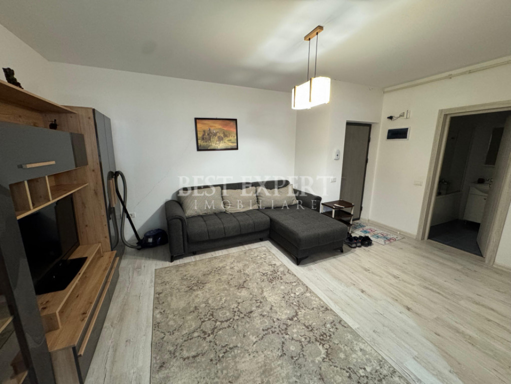 2 camere de inchiriat cu Gradina, Curte si Pacare Subterana