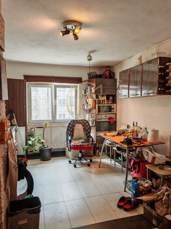 3 camere hol H, Teiul Doamnei, Maica Domnului