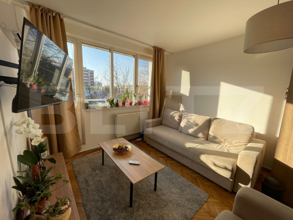 Garsoniera zona Rotonda - Calea Bucuresti, etajul 2, 26mp ut