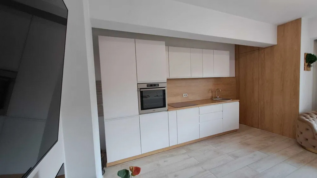Apartament Cu 2 Camere Decomandate Bloc Nou Zona Ultracentral