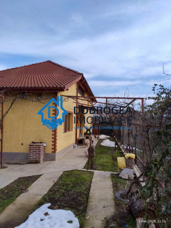 CATALOI- CASA 4 CAMERE , SUPRAFATA TOTALA 200 MP , TEREREN 1