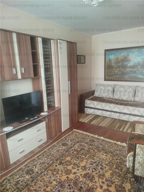 COLOSSEUM: Garsoniera decomandata renovat mobilat utilat Astra