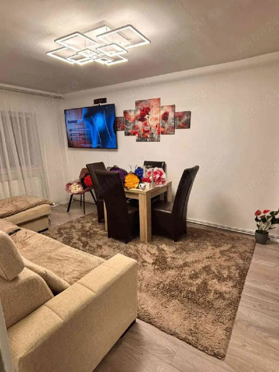 Apartament 3 camere, decomandat - zona Grivitei
