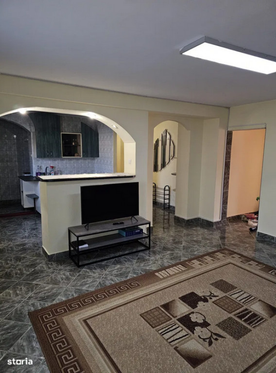 Apartament 2 camere, decomandat - Centrul nou