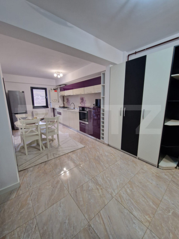 Oportunitate! 2 camere decomandate, etaj intermediar, parcar