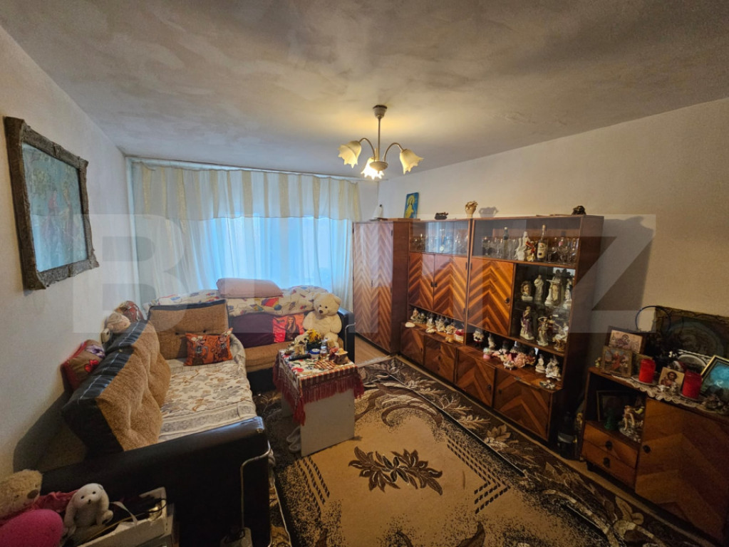 Apartament 4 camere decomandat, 70 mp, Zona Kaufland Cetate