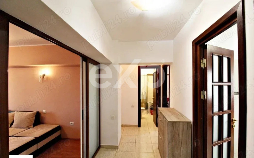 De vanzare, apartament 3 camere decomandate, etaj 3/6, zona