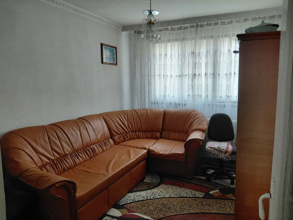 Apartamnent 3 cam dec Micro 19 – 64 mp utili , etaj int...