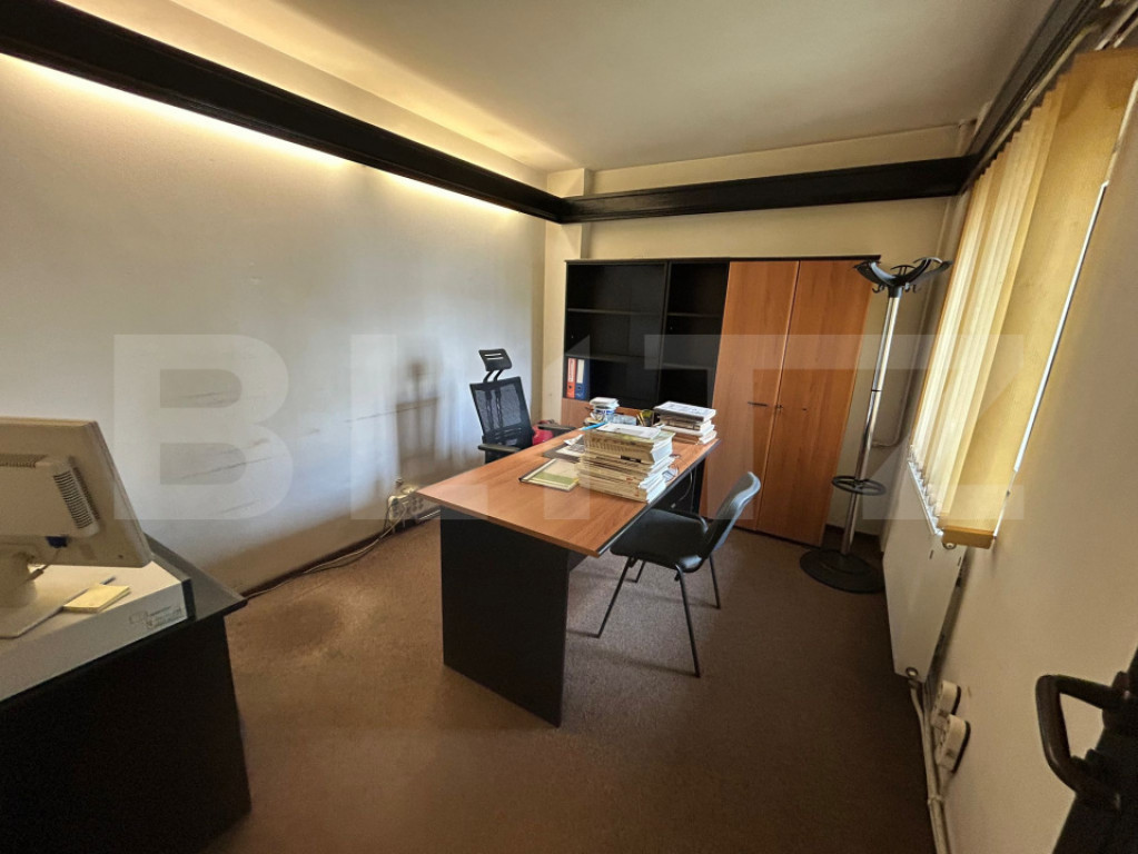 Apartament 5 camere, 90 mp, zona Canta