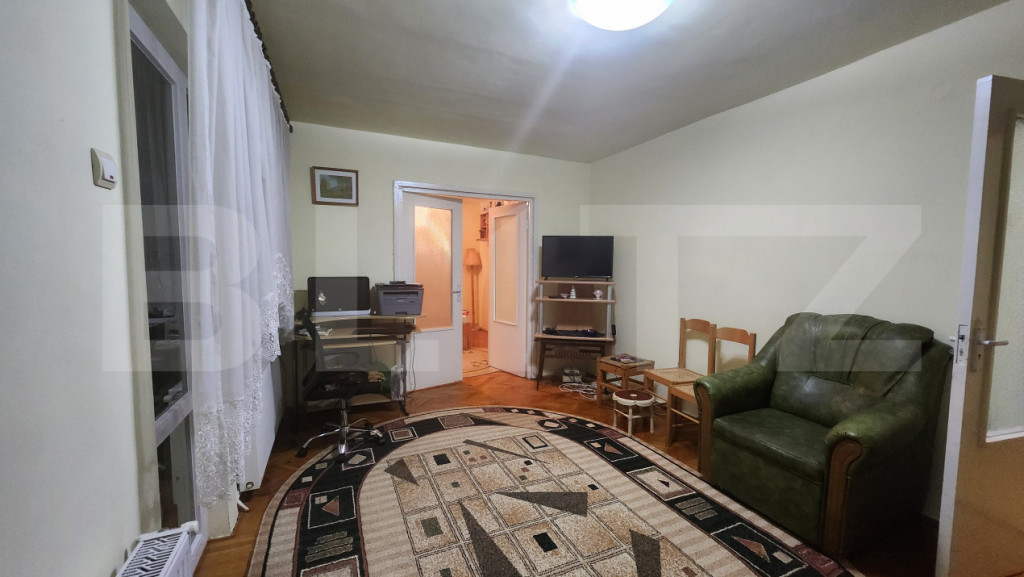 Apartament 3 camere, 60 mp, zona Dâmbu Pietros