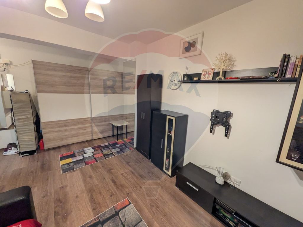 Apartament cu 2 camere de închiriat în zona Salaj
