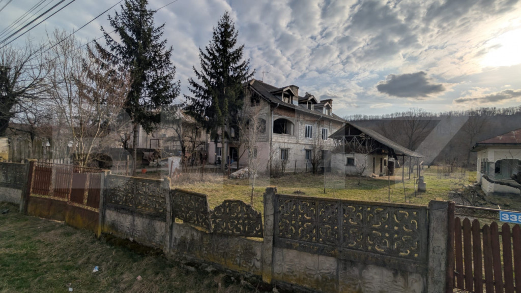 Proprietate deosebită cu teren generos – refugiu de lini?