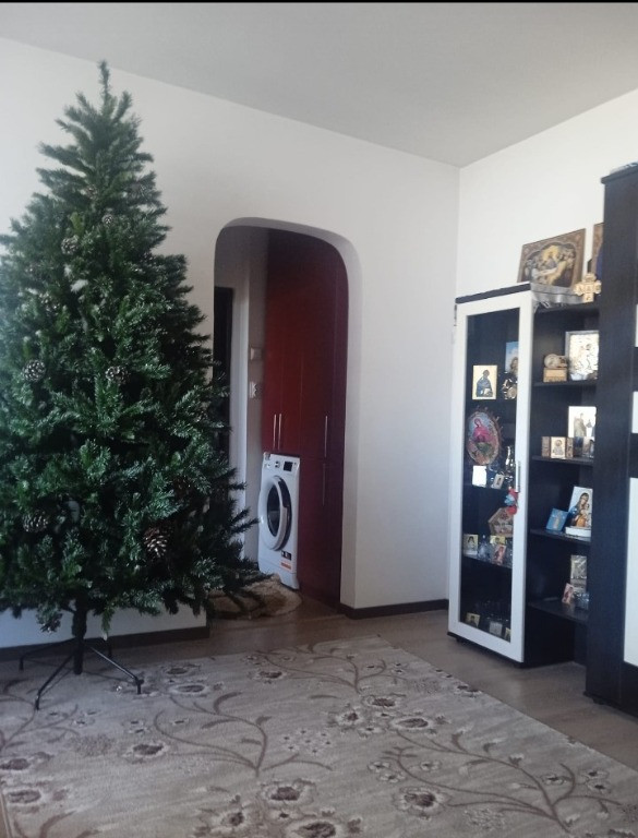 Apartament Cu 2 Camere Semidecomandate Zona Ultracentral