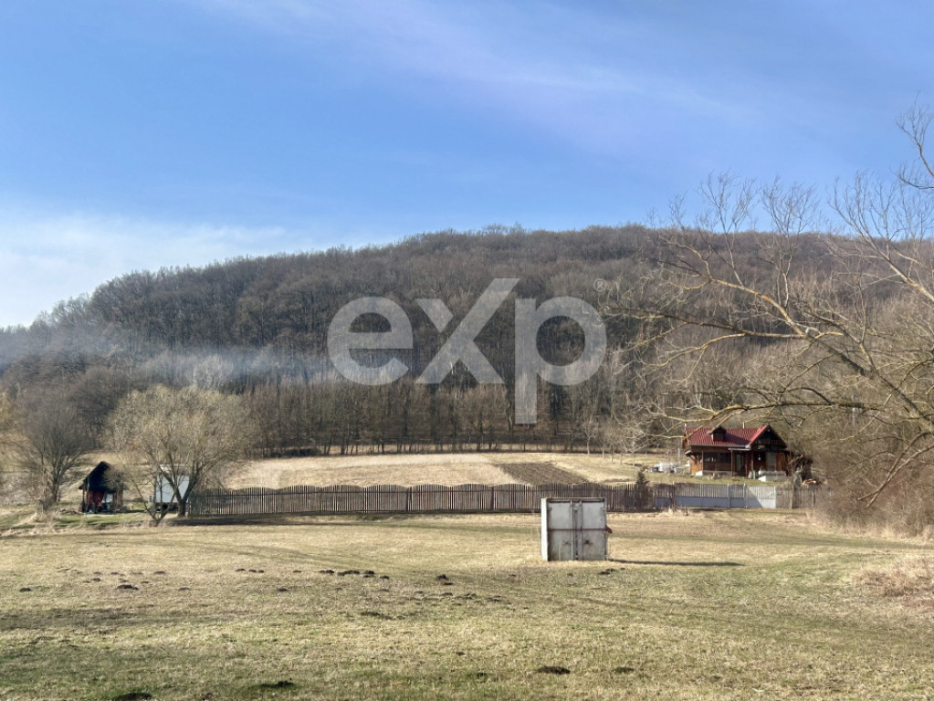 Teren intravilan de vanzare – Valcele, judetul Covasna 300