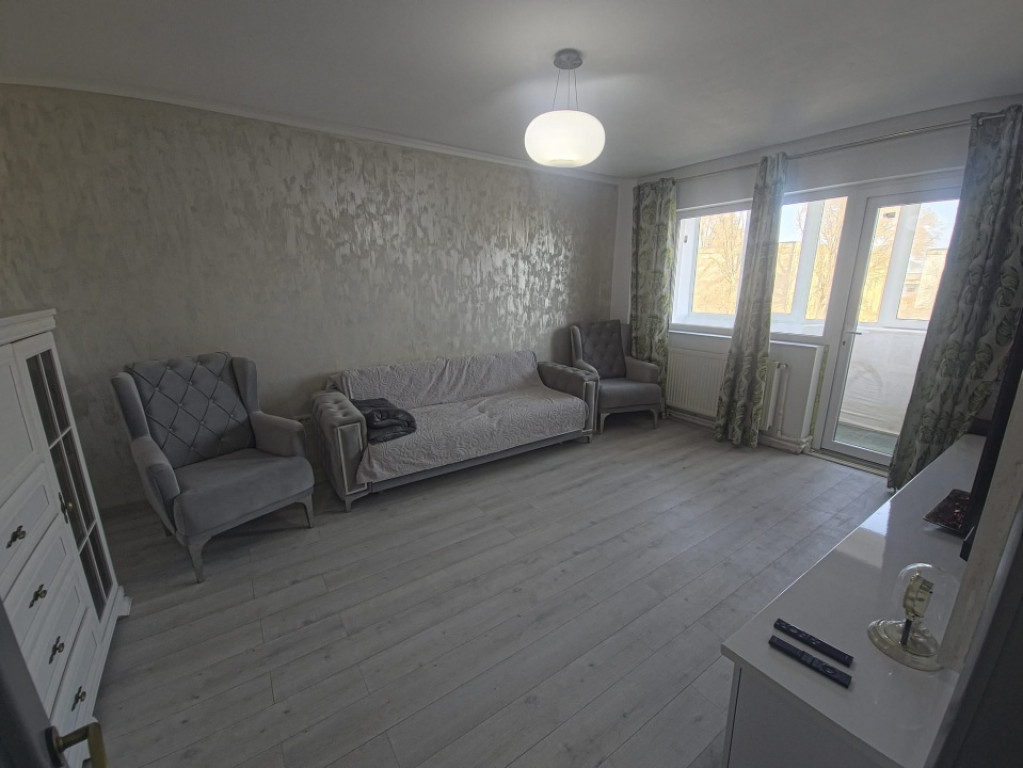 CET apartament 2 camere decomandat centrala lift