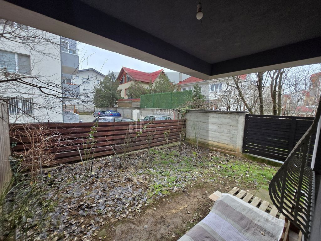 Apartament 2 camere +curte proprie 80mp -langa metrou Dim...