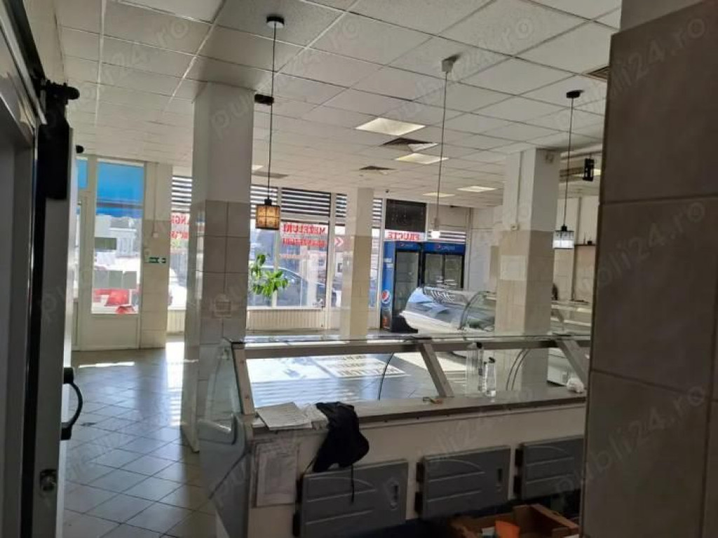 Spatiu 230 mp parter