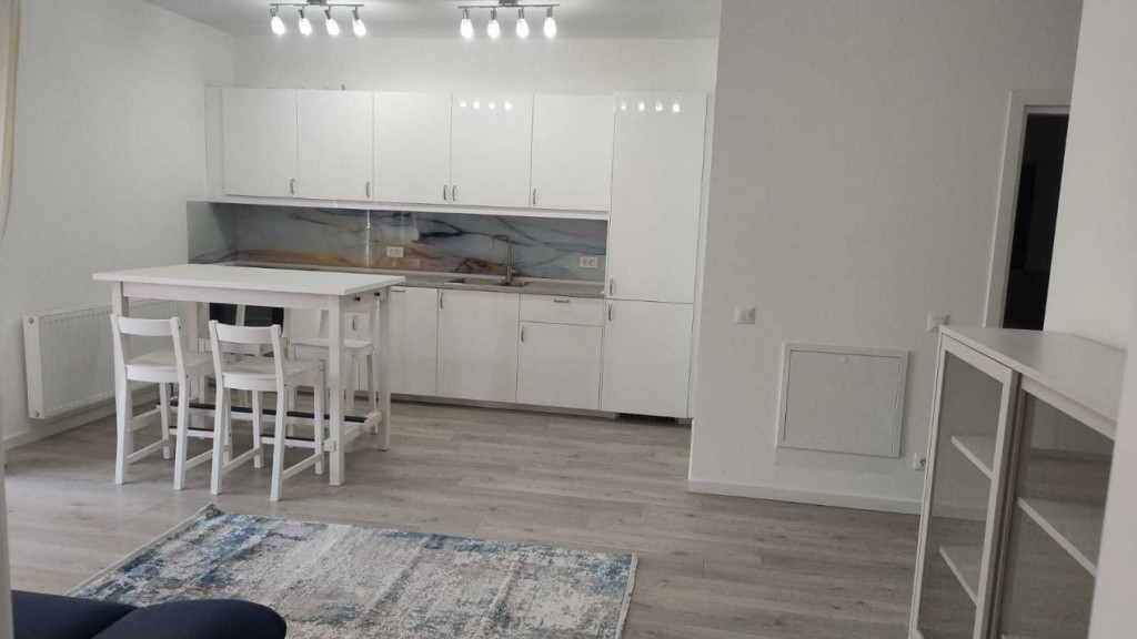 Loturi de teren intravilan in suprafata de 715 mp respectiv