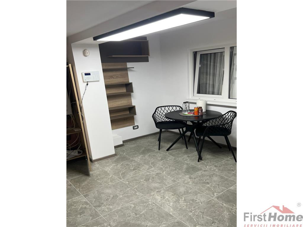 Spatiu birouri,cabinete,intrare stadala,zona Pompieri,76 mp