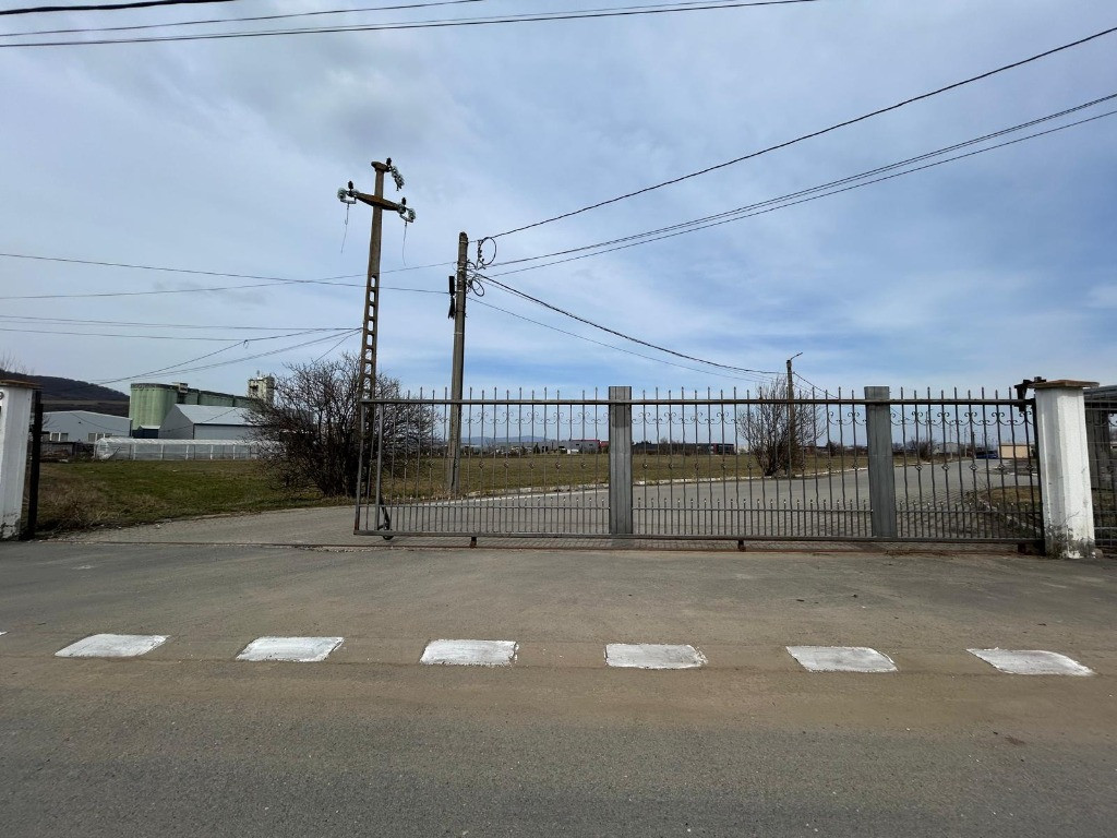 Terenuri imprejmuite si supravegheate video, de inchiriat!