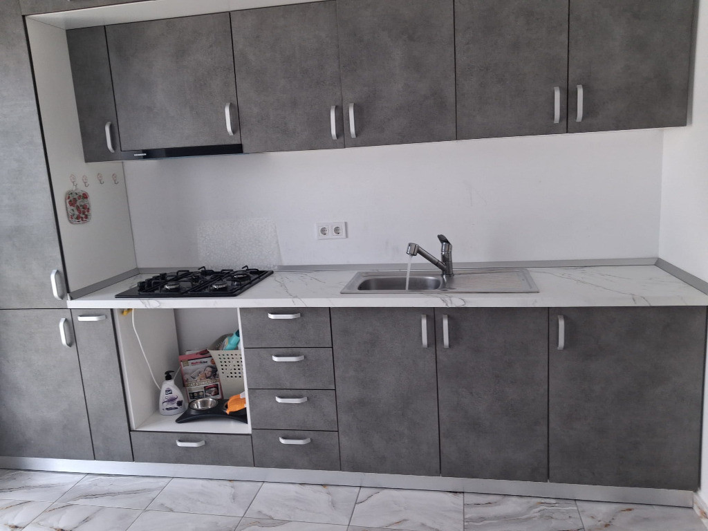Apartament 2 camere, decomandat - zona Sanpetru