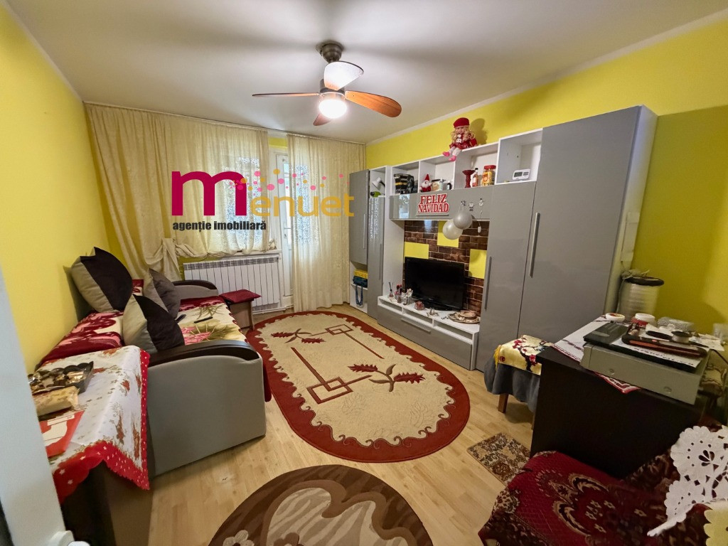 Apartament 2 camere,Piata Neptun, etaj 1