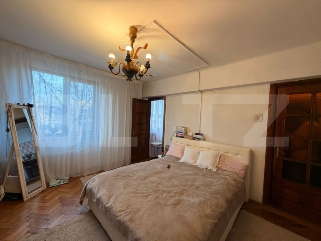 Garsoniera langa Teatru National, Ultracentral, etaj 2