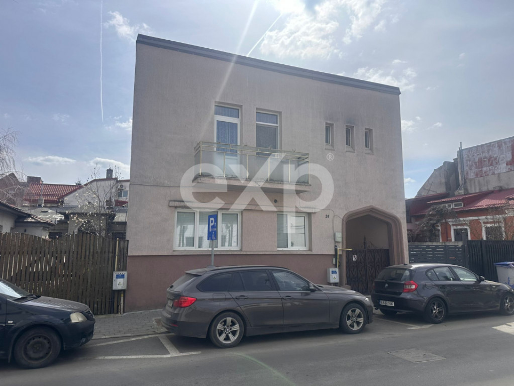 Casa 4 Camere Mosilor/Eminescu