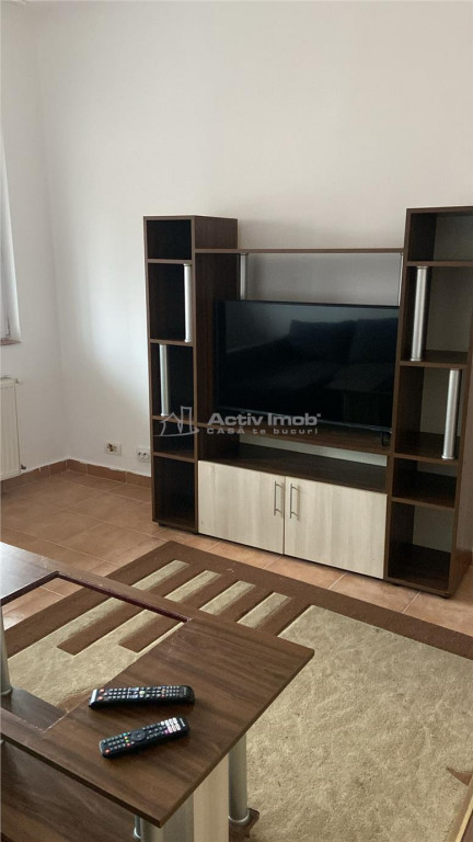 Apartament 2 camere - Hala Traian - 50mp - etaj 2 - balcon i