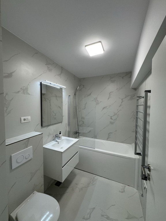 Berceni metrou biruintei studio etaj 6